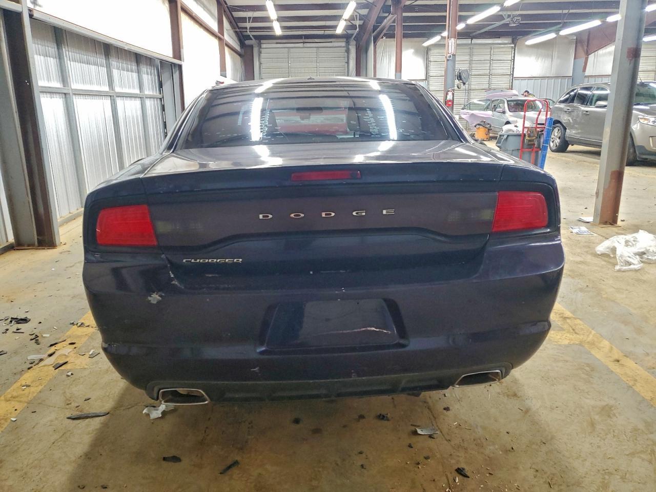 2014 Dodge Charger Se - Image 6