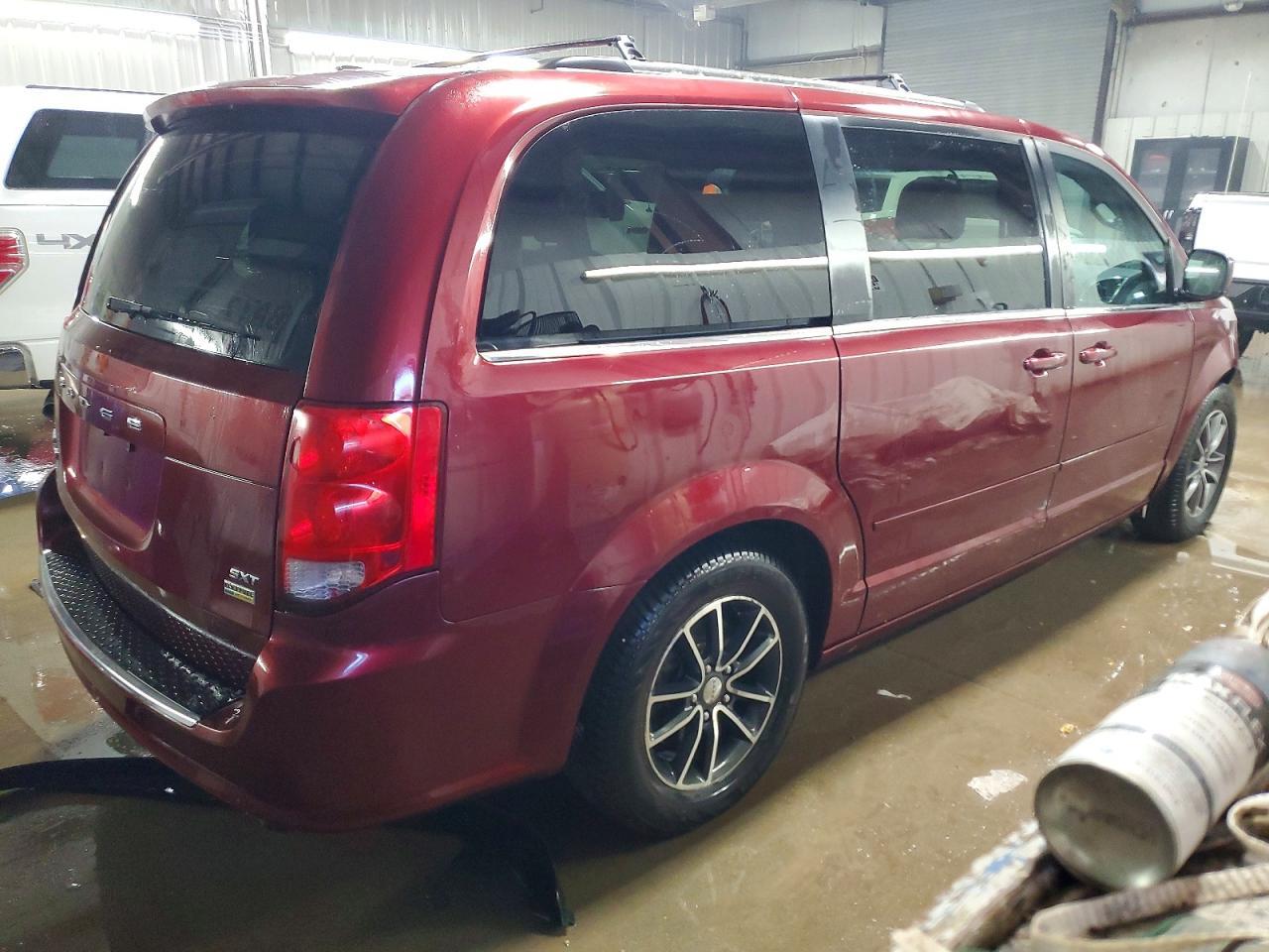 2017 Dodge Grand Caravan Sxt - Фото 3