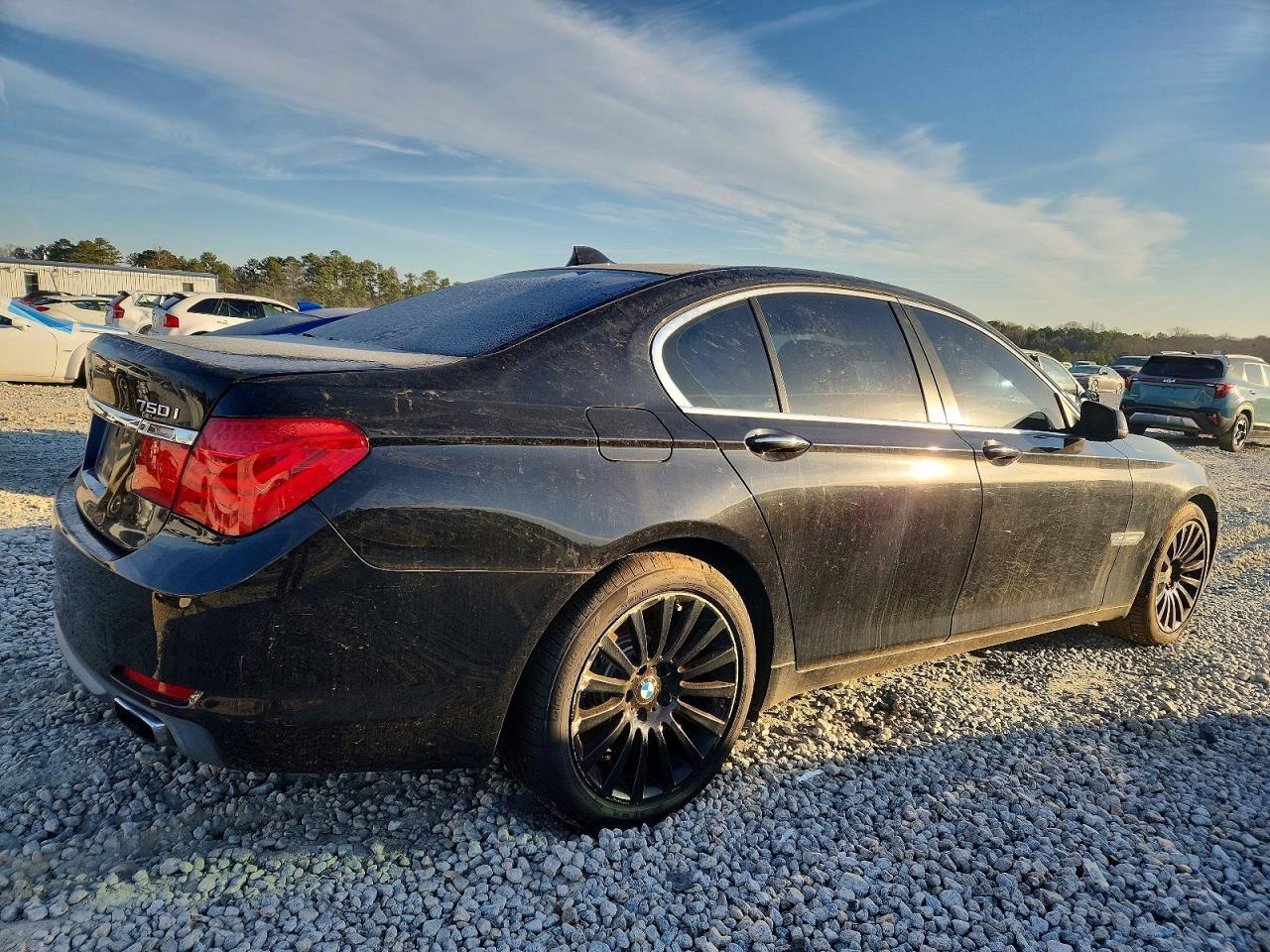 2012 BMW 750 - Фото 3