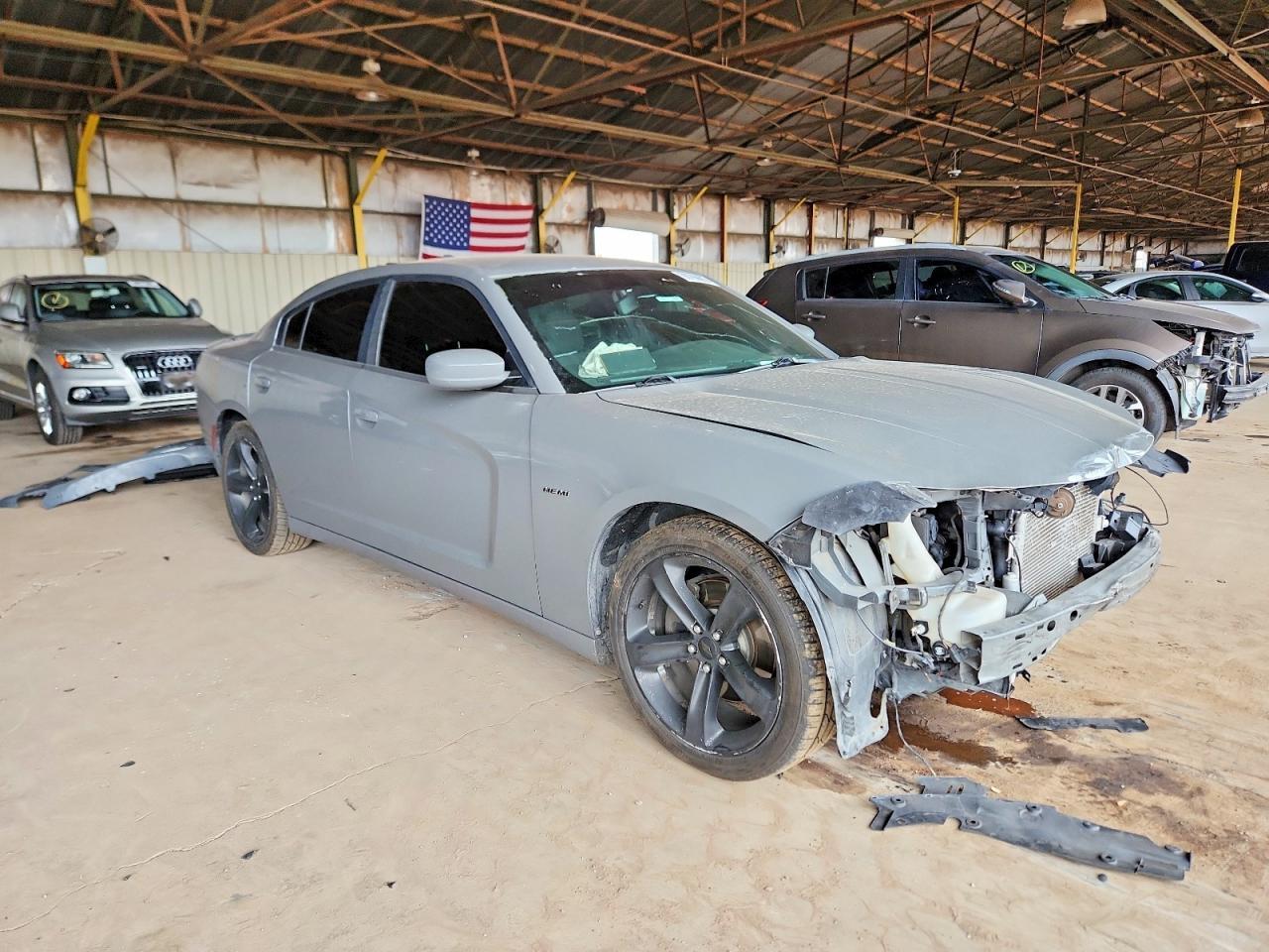 2018 Dodge Charger - Image 4