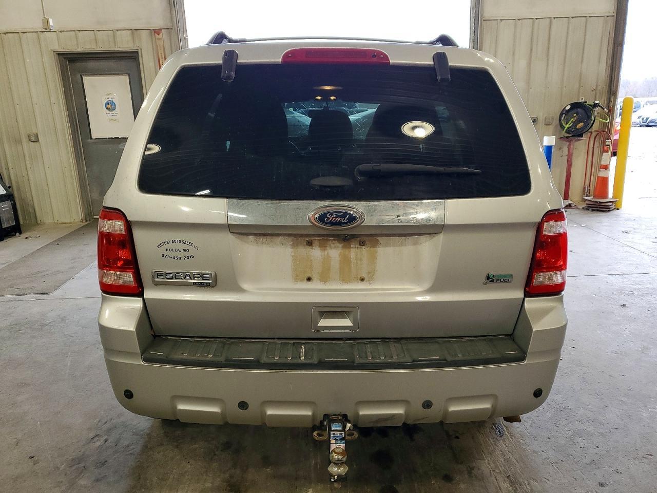 2011 Ford Escape Limited - Фото 6