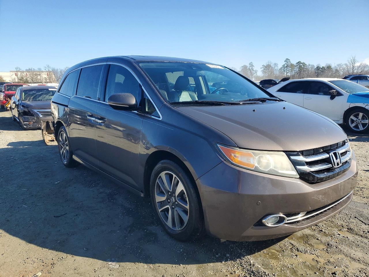 2014 Honda Odyssey Touring - Фото 4