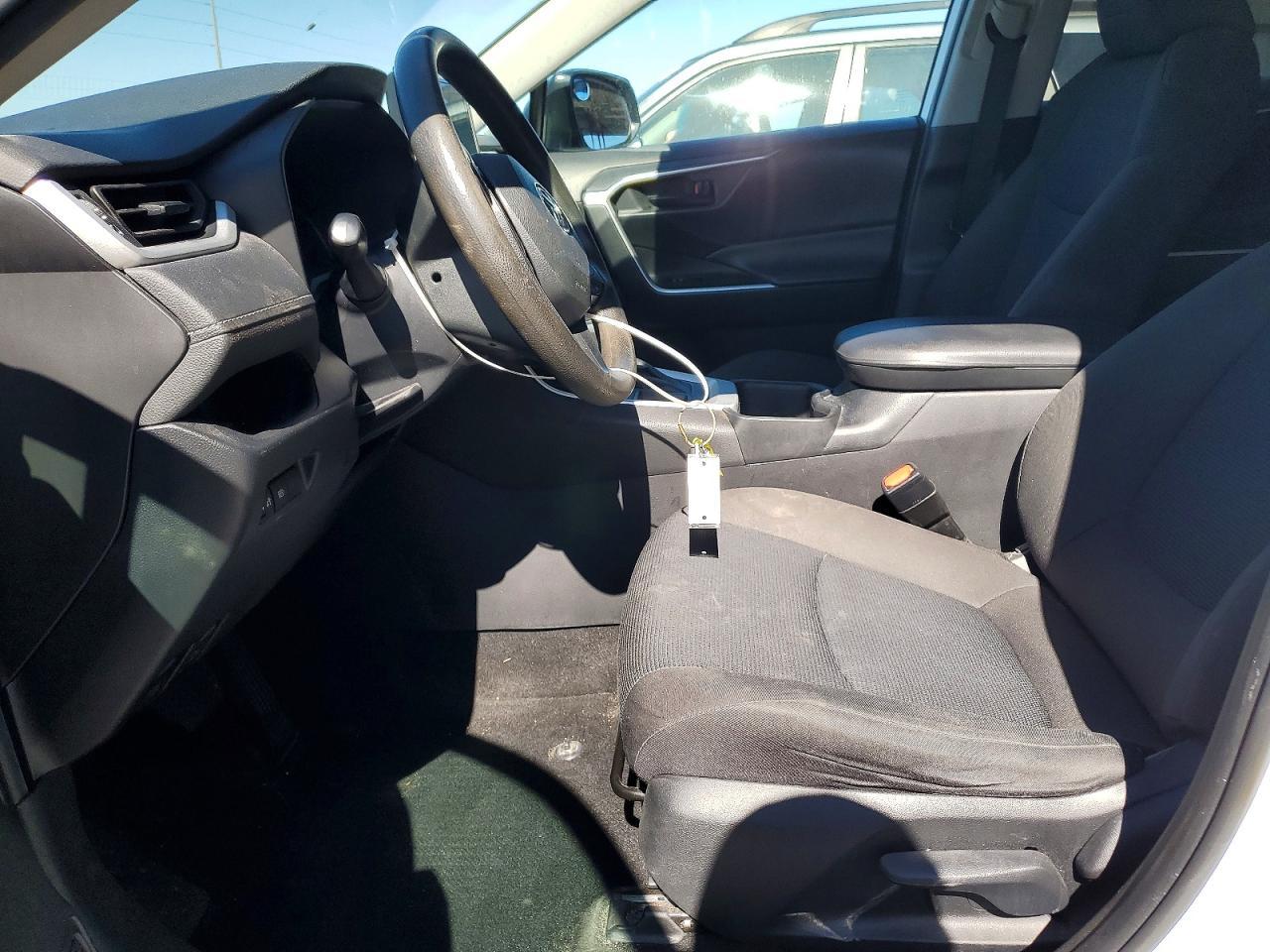 2023 Toyota Rav4 Le - Фото 7