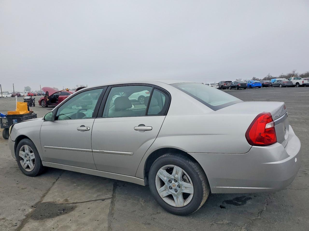 2008 Chevrolet Malibu Lt - Image 2