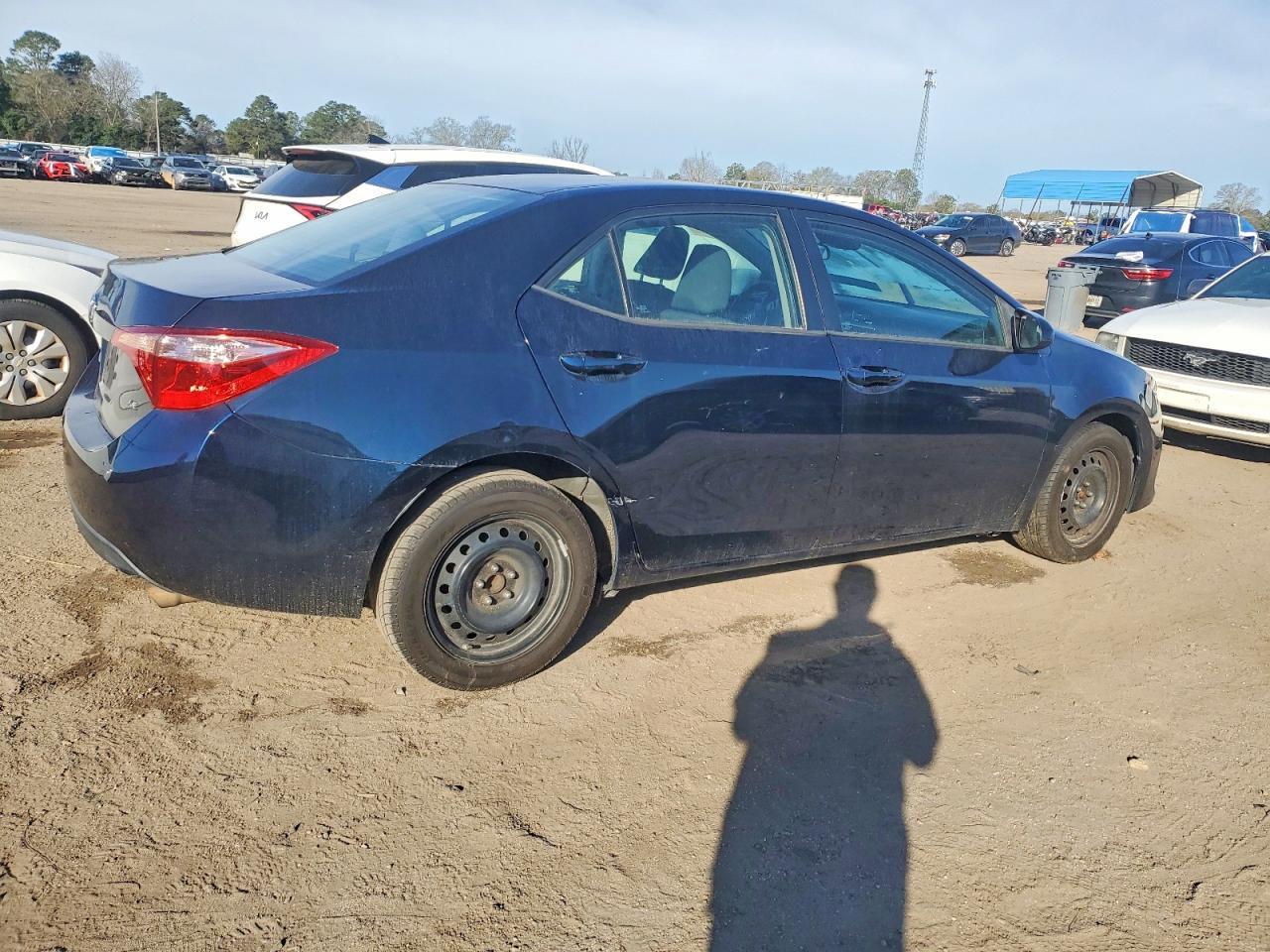 2019 Toyota Corolla L - Фото 3