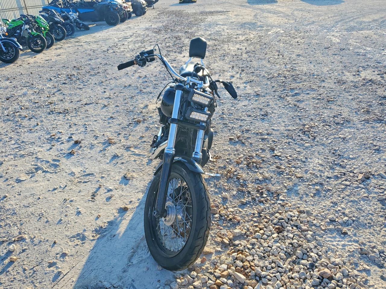 2014 Harley-Davidson Fxdb Dyna Street Bob - Image 2