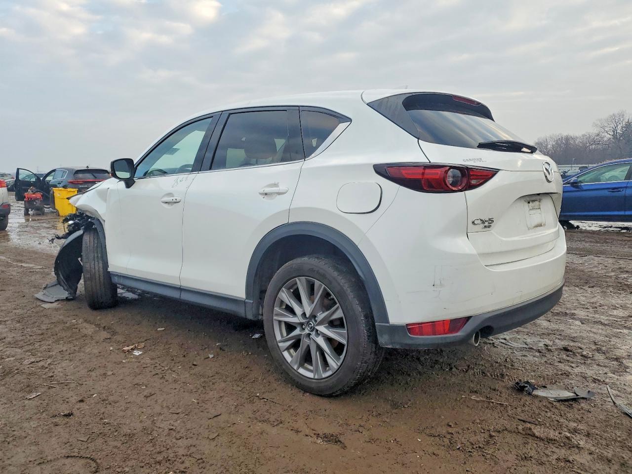 2020 Mazda Cx-5 Grand Touring - Image 2