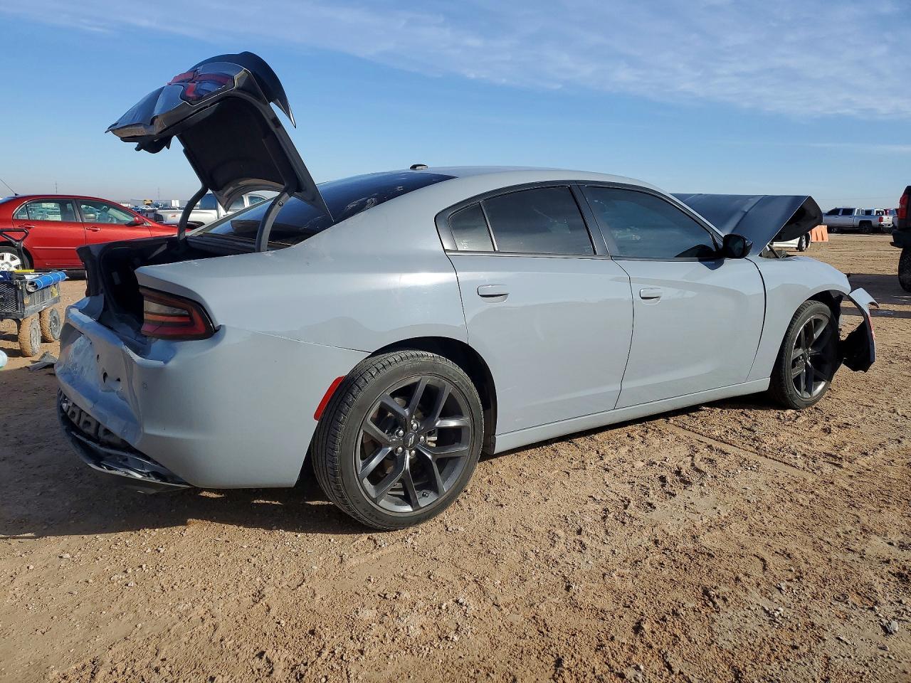 2022 Dodge Charger Sxt - Фото 3