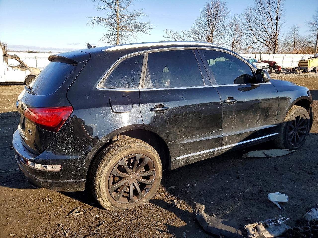 2013 Audi Q5 Premium Plus - Image 3
