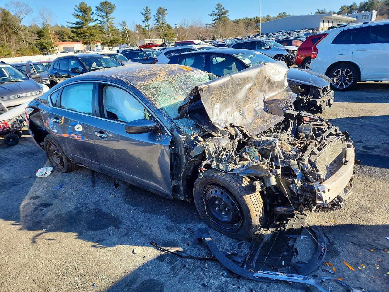 2017 Nissan Altima 2.5 - Image 4