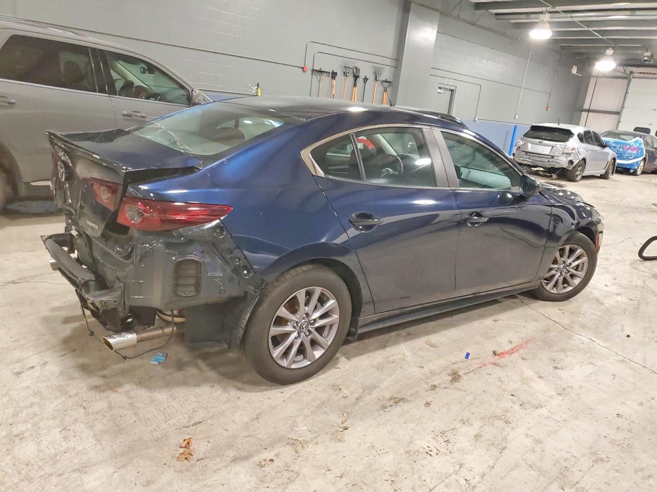 2021 Mazda 3 - Image 3