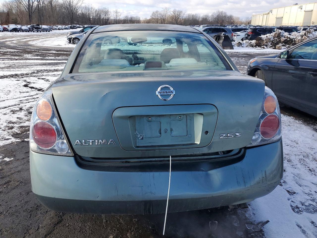 2003 Nissan Altima Base - Фото 6