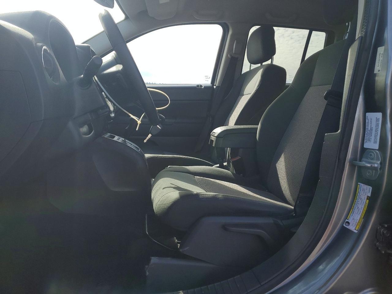 2012 Jeep Compass Latitude - Фото 7