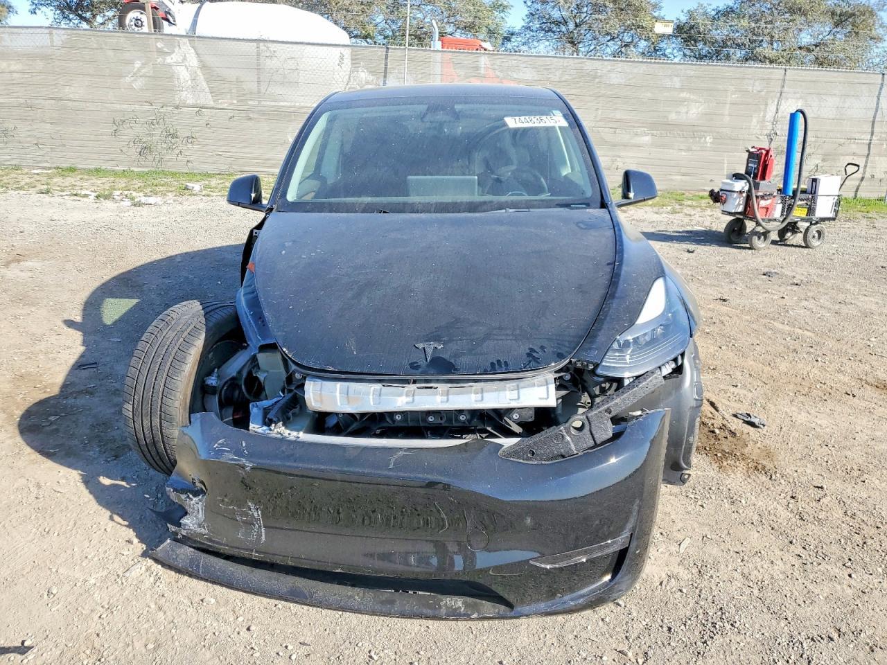2023 Tesla Model Y - Image 5