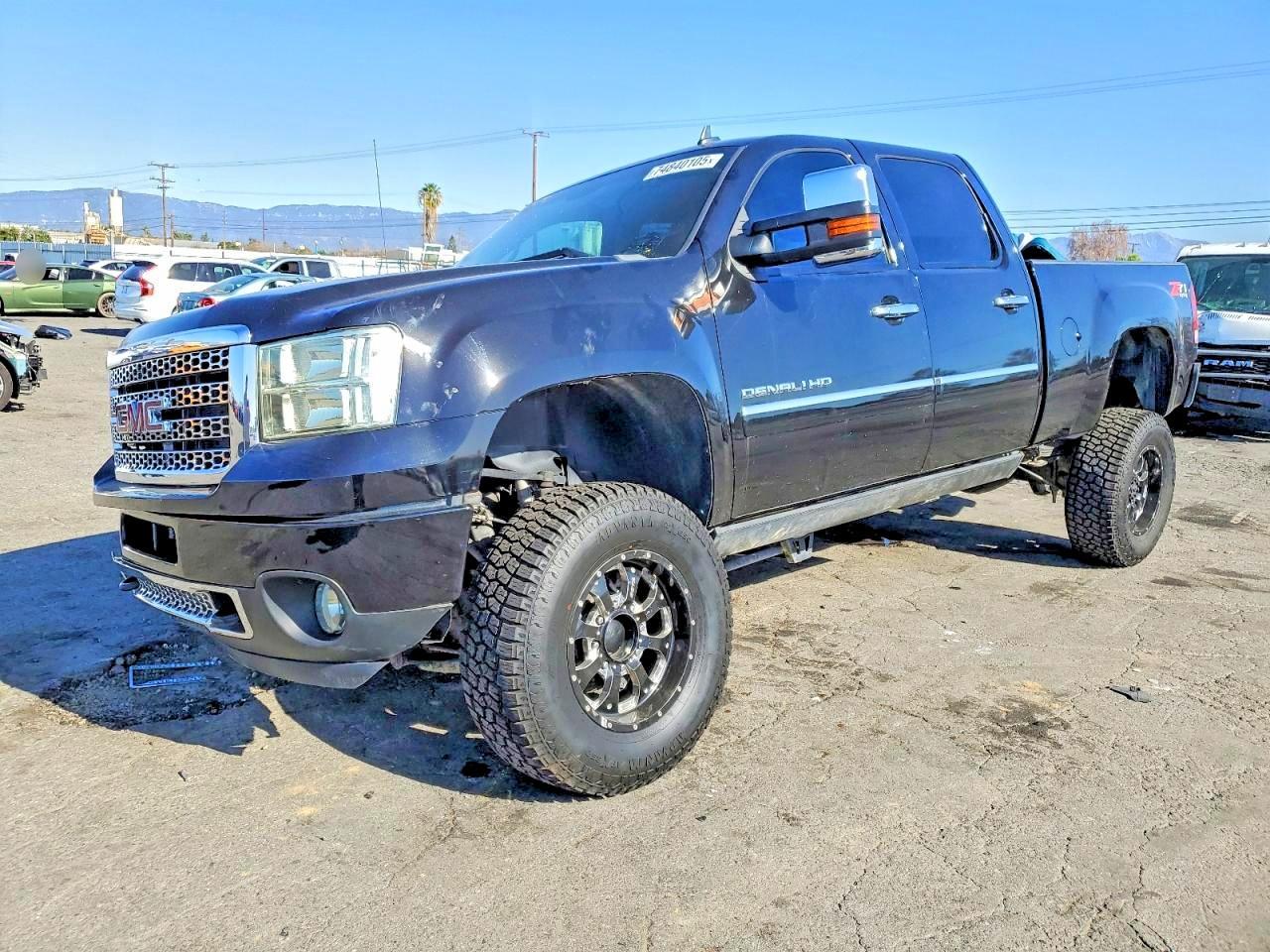 2013 GMC Sierra K2500 Denali