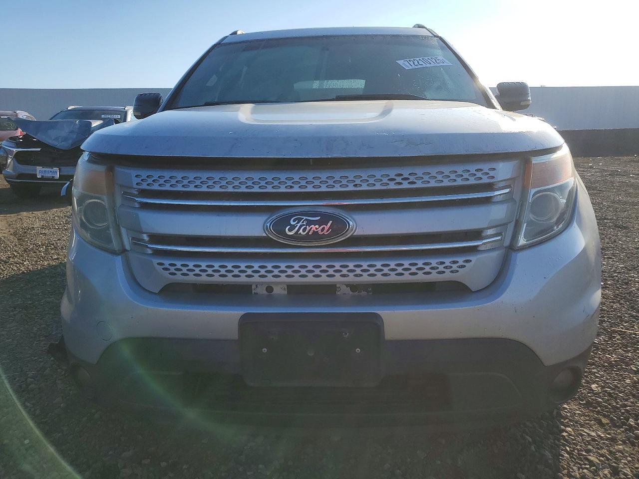 2011 Ford Explorer Xlt - Image 5