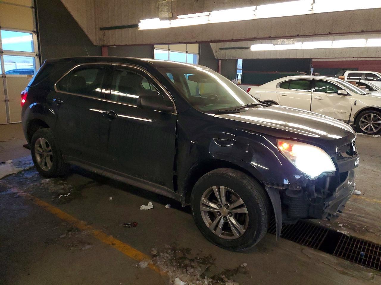 2015 Chevrolet Equinox Ls - Image 4