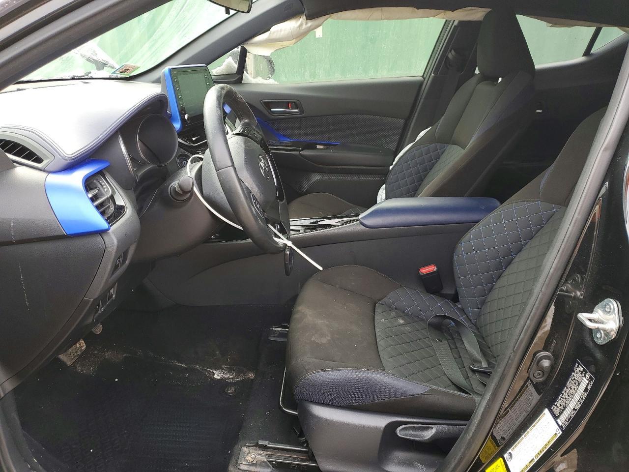 2020 Toyota C-Hr Xle - Image 7