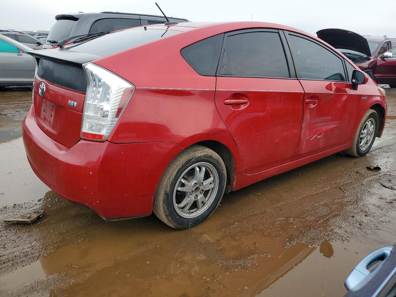 2011 Toyota Prius - Фото 3