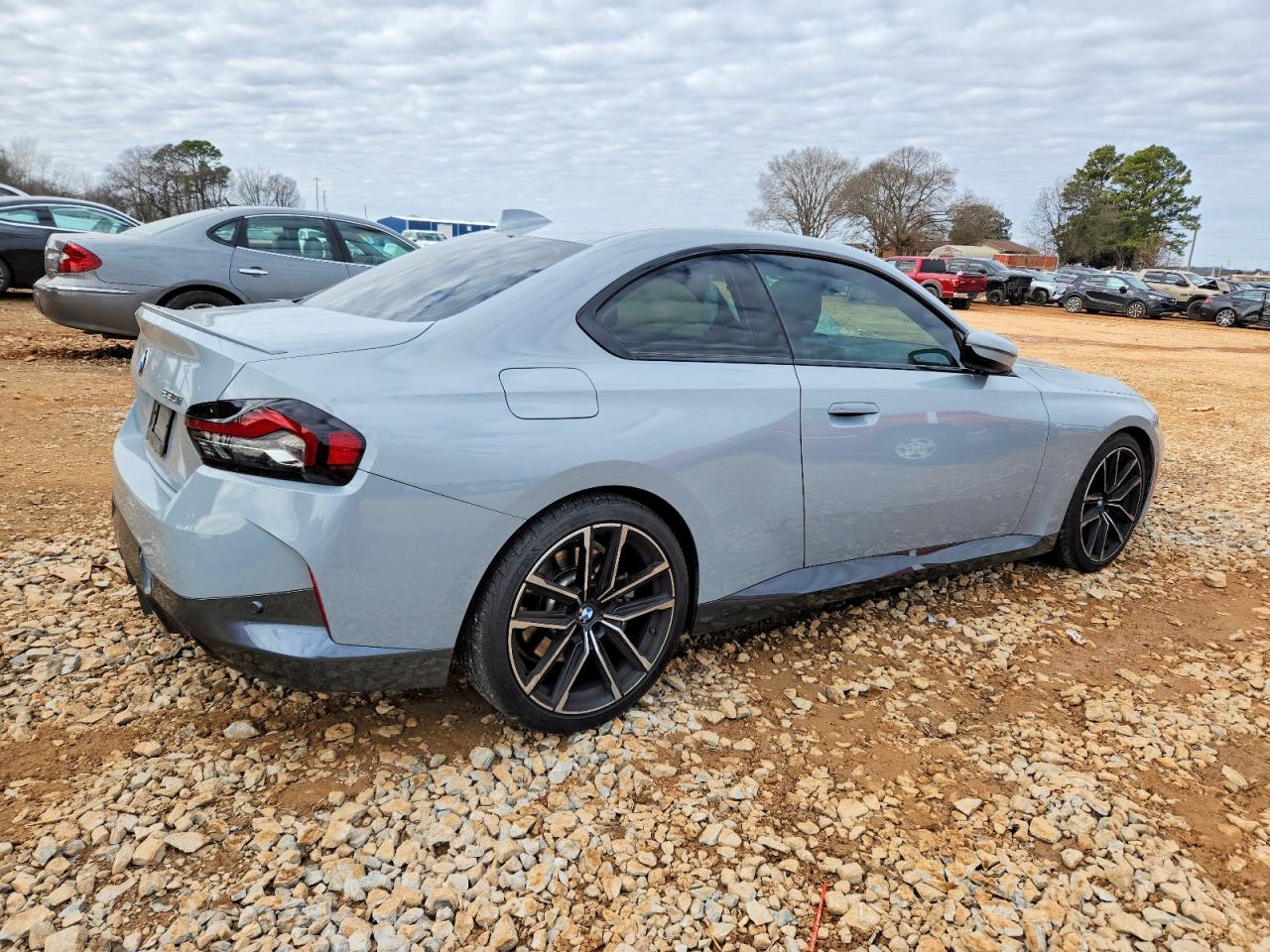 2022 BMW 230I - Фото 3