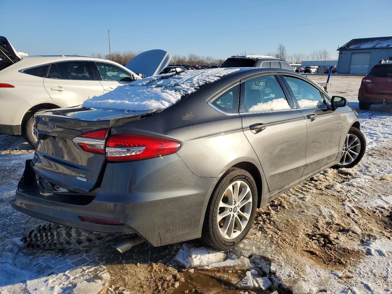 2020 Ford Fusion Se - Фото 3