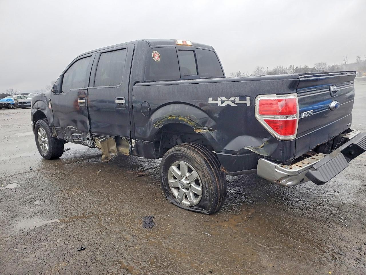 2014 Ford F150 Supercrew - Фото 2