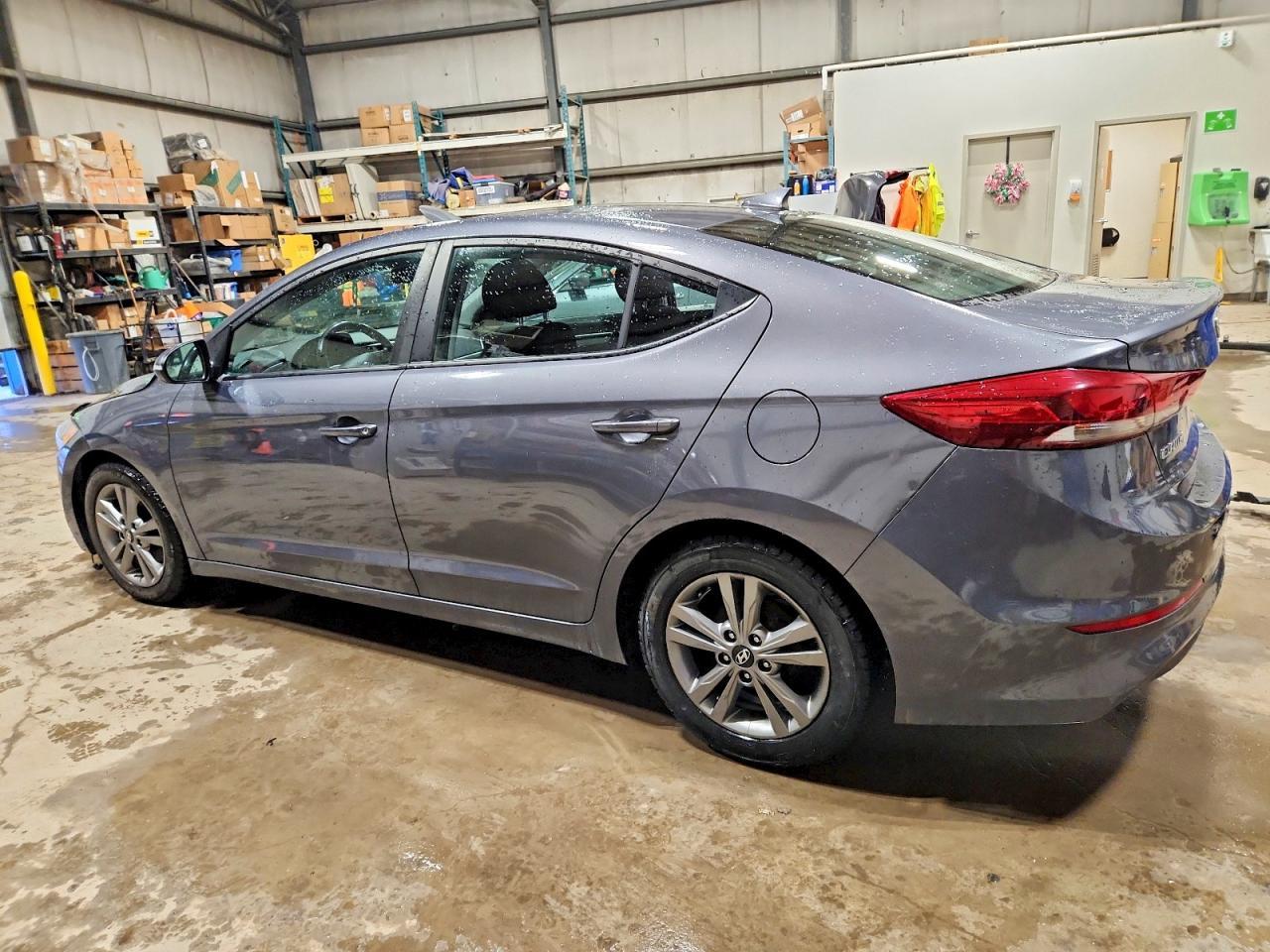 2017 Hyundai Elantra Se - Image 2