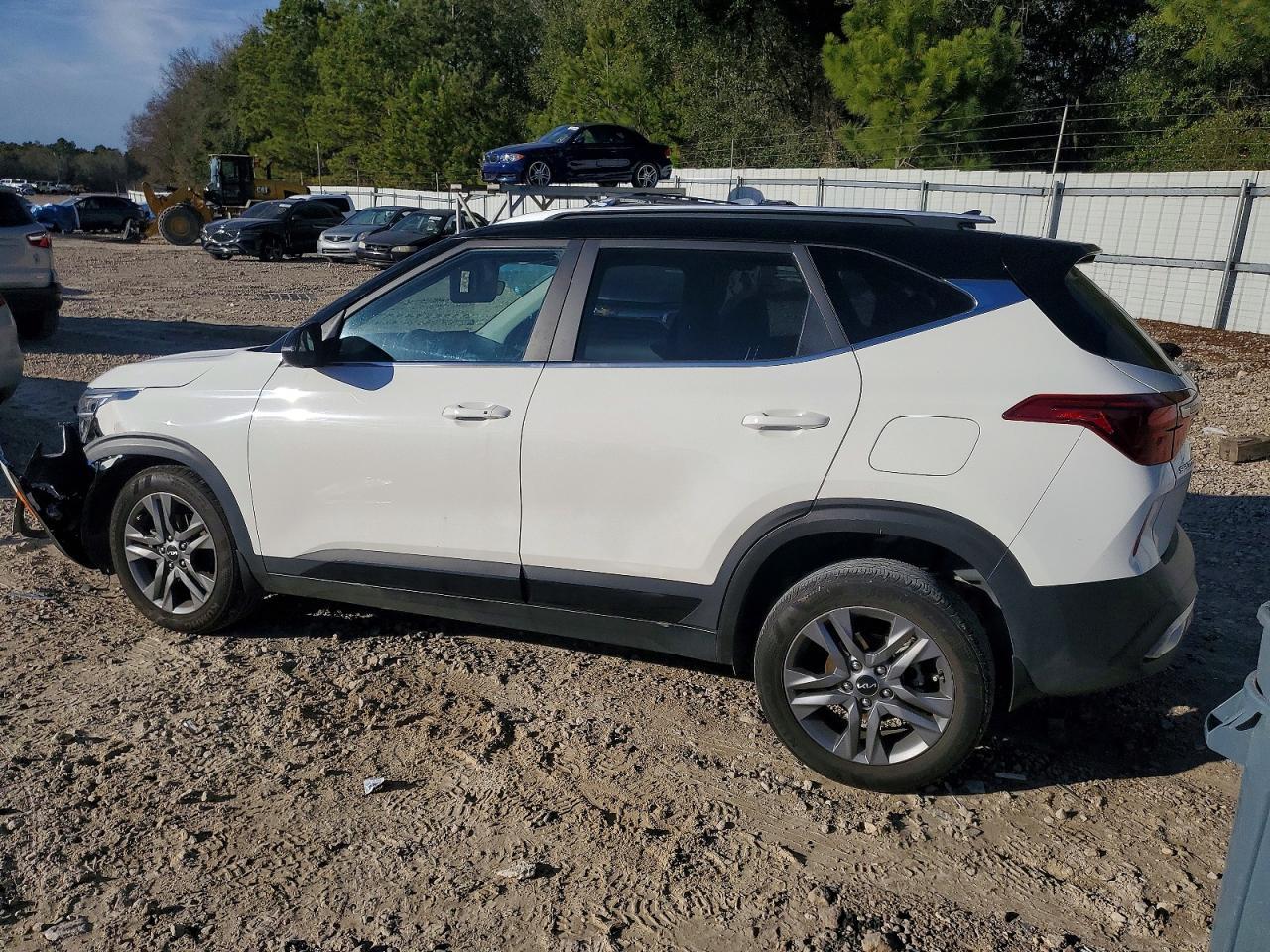 2022 Kia Seltos S - Фото 2