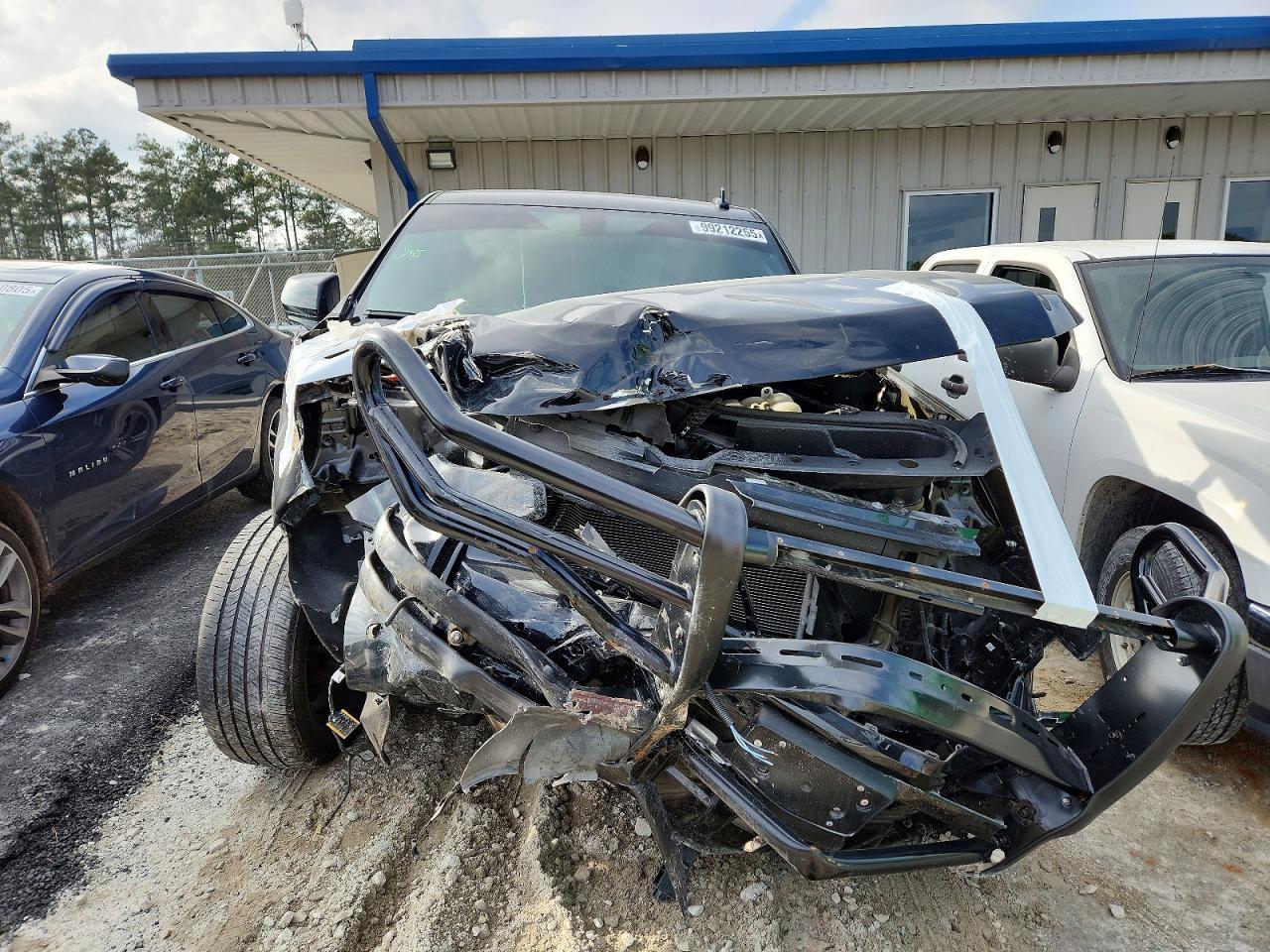 2023 Chevrolet Tahoe C1500 - Фото 5