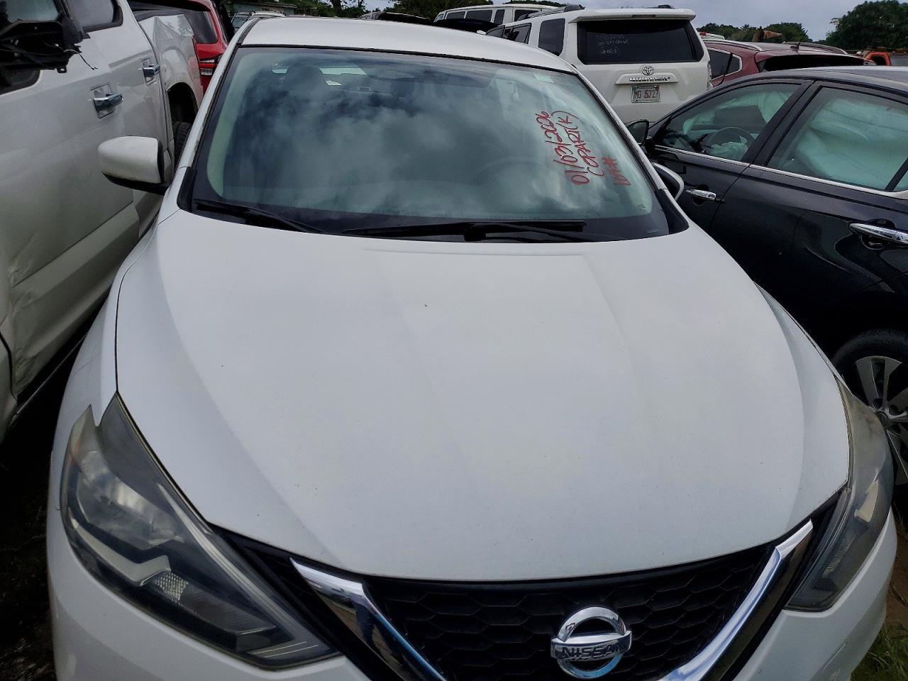 2016 Nissan Sentra S - Image 5