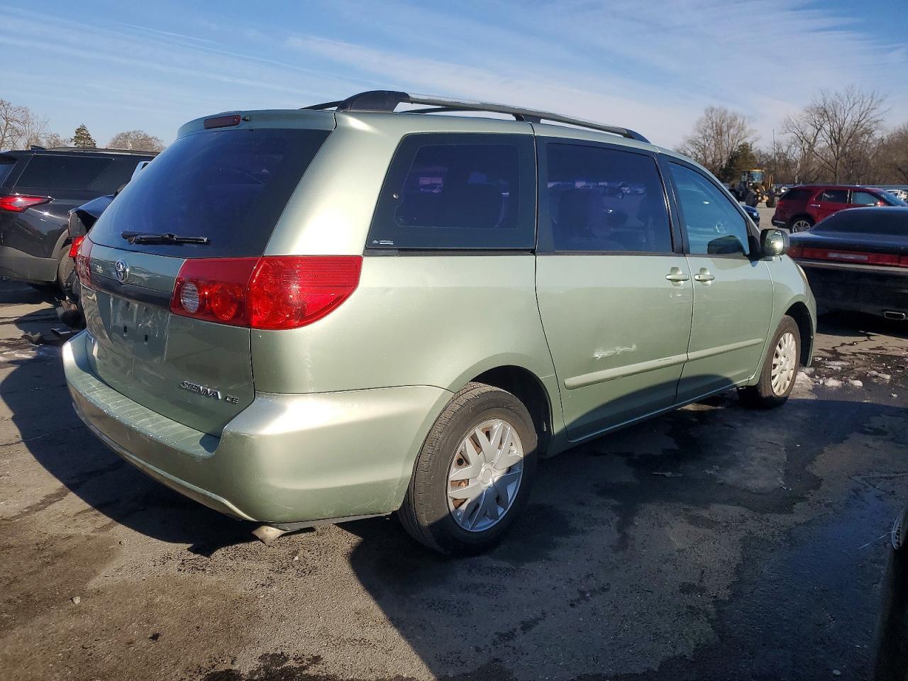 2006 Toyota Sienna Ce - Фото 3