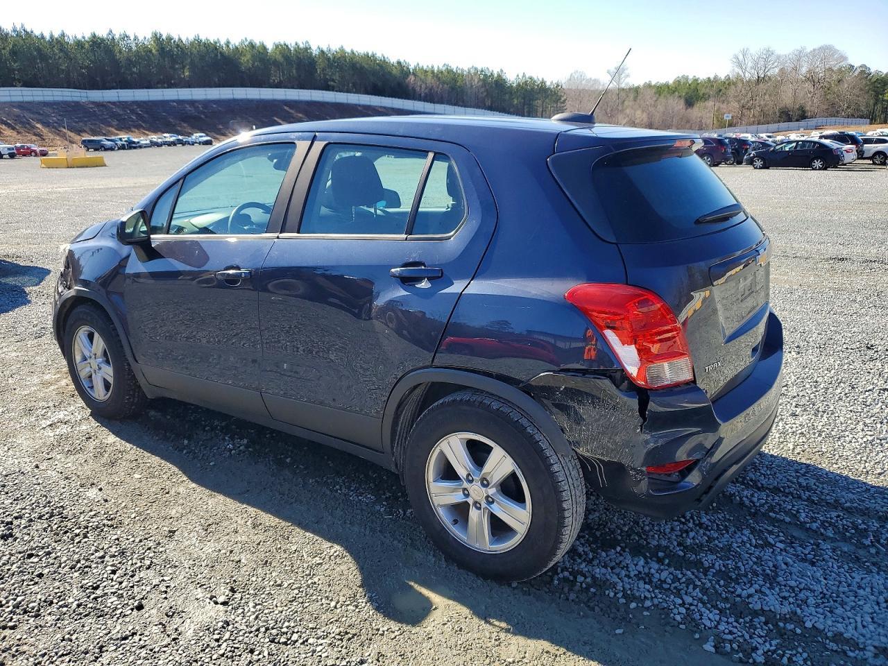 2019 Chevrolet Trax Ls - Фото 2