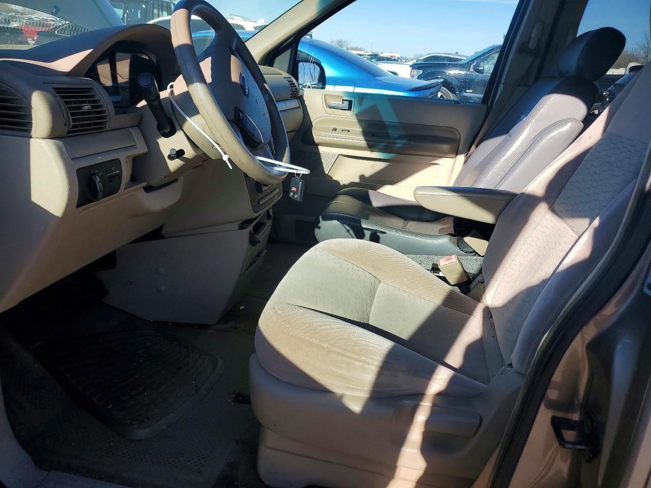 2005 Ford Freestar Se - Фото 7