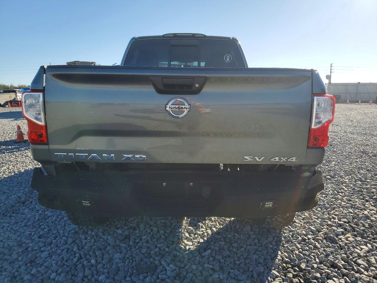 2017 Nissan Titan Xd S - Фото 6