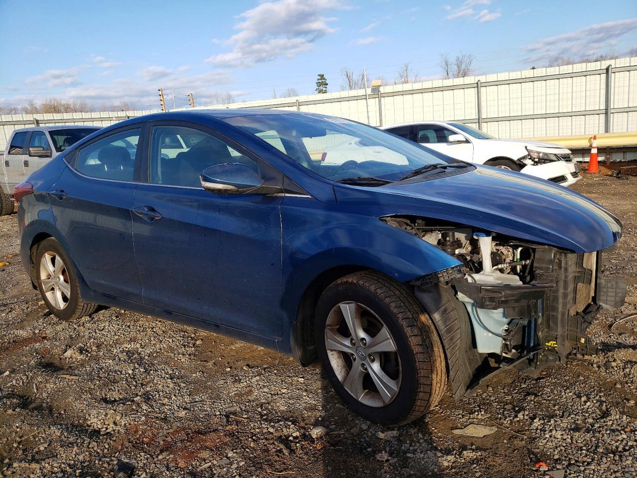 2016 Hyundai Elantra Se - Фото 4