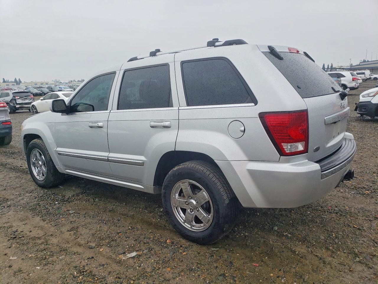 2007 Jeep Grand Cherokee Overland - Фото 2
