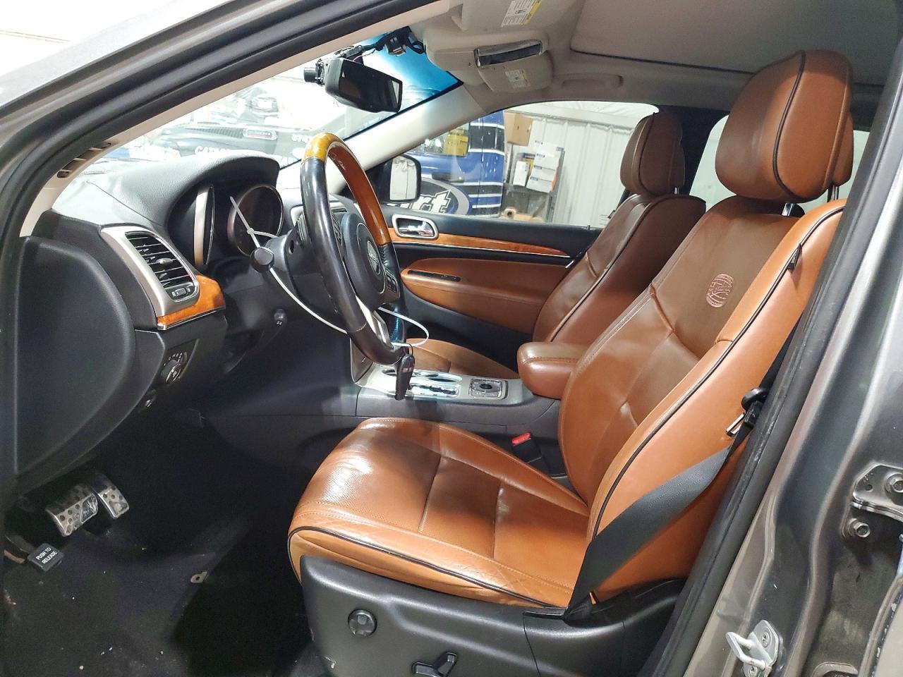 2012 Jeep Grand Cherokee Overland - Фото 7