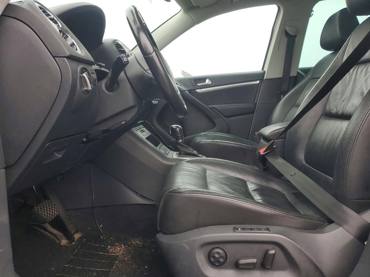 2013 Volkswagen Tiguan S - Фото 7