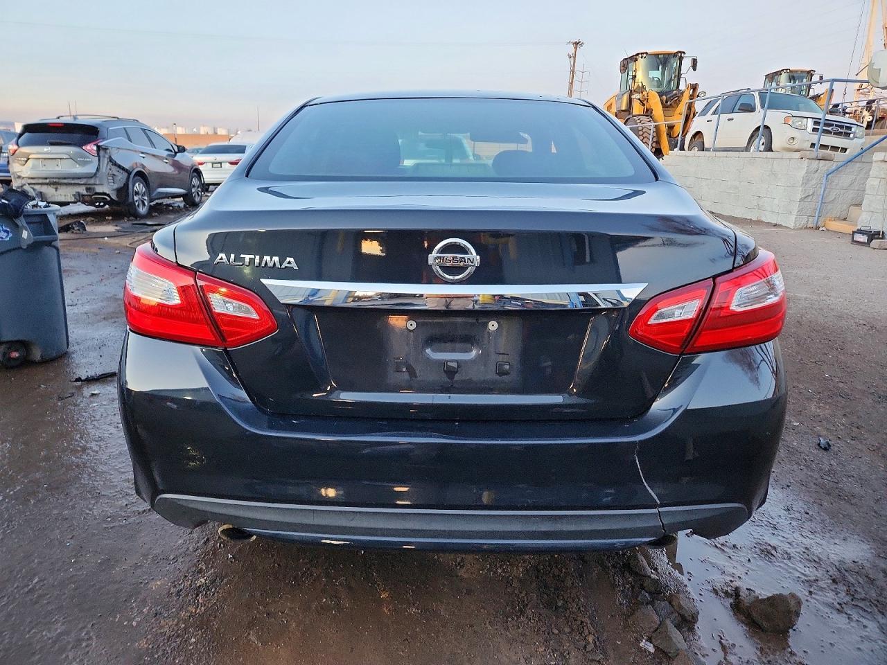 2016 Nissan Altima 2.5 - Image 6