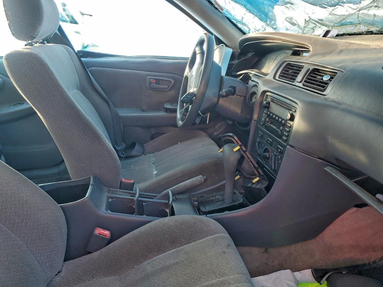 2000 Toyota Camry Le - Фото 7