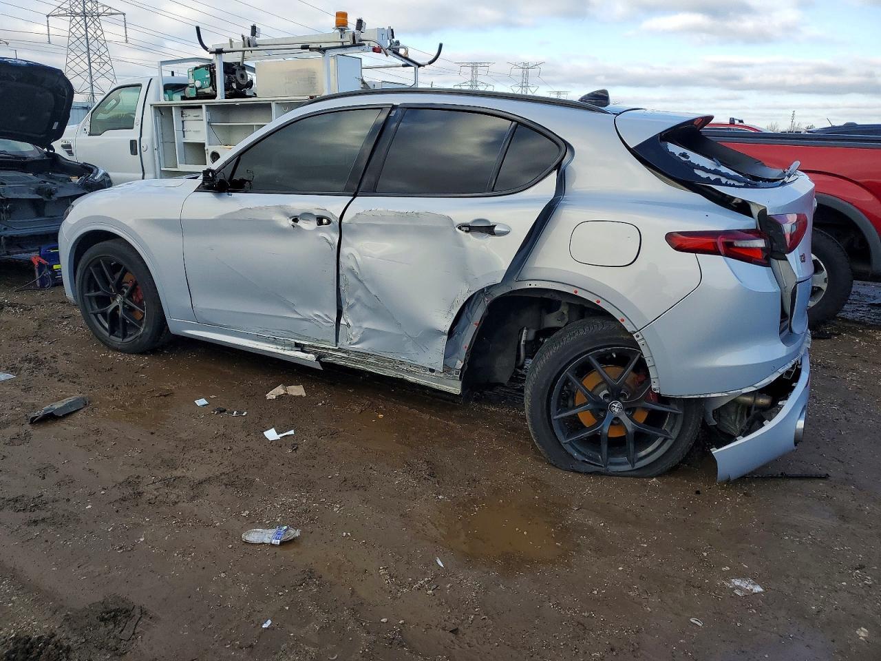 2021 Alfa Romeo Stelvio Ti - Фото 2