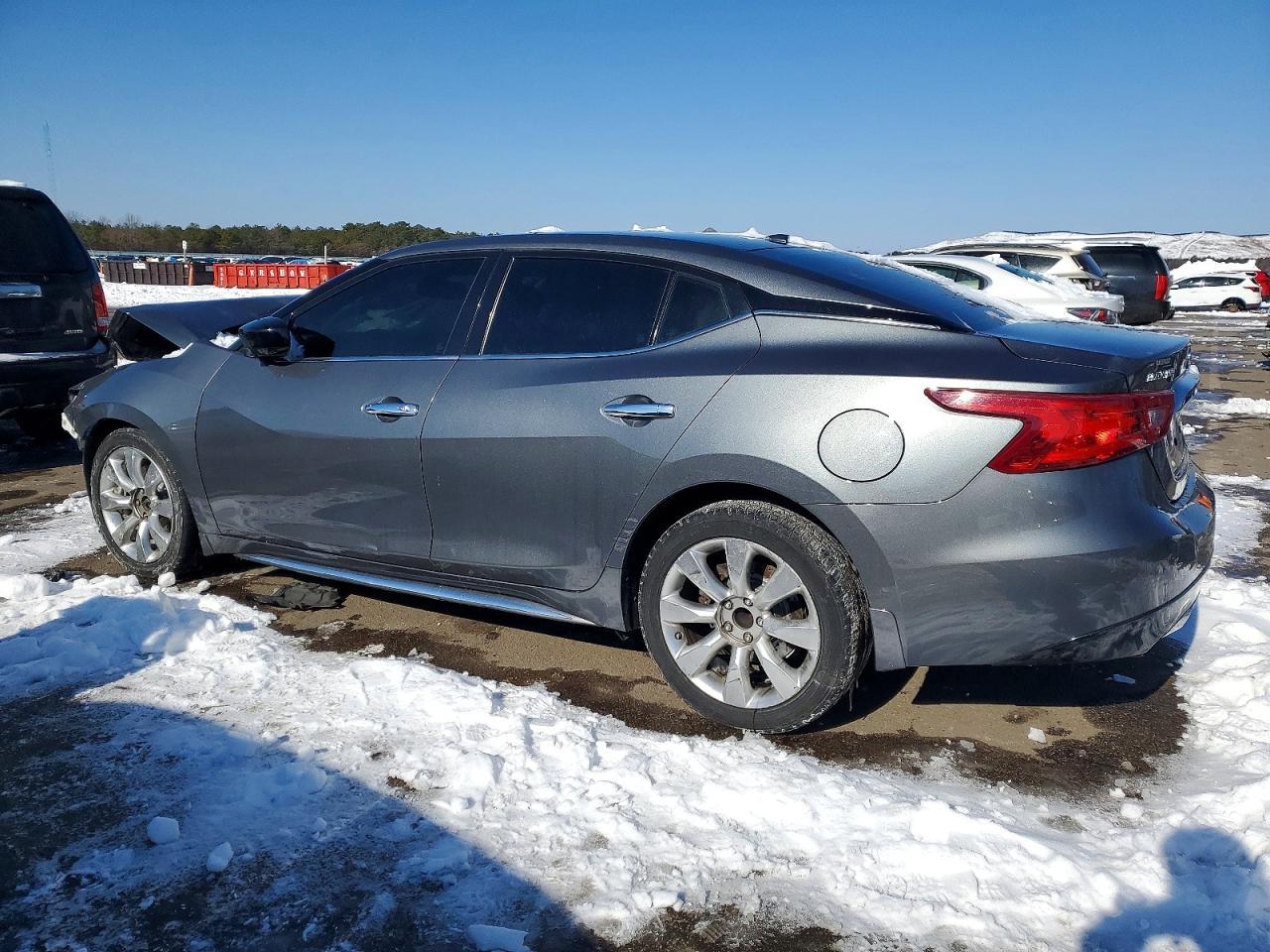 2017 Nissan Maxima 3.5S - Фото 2