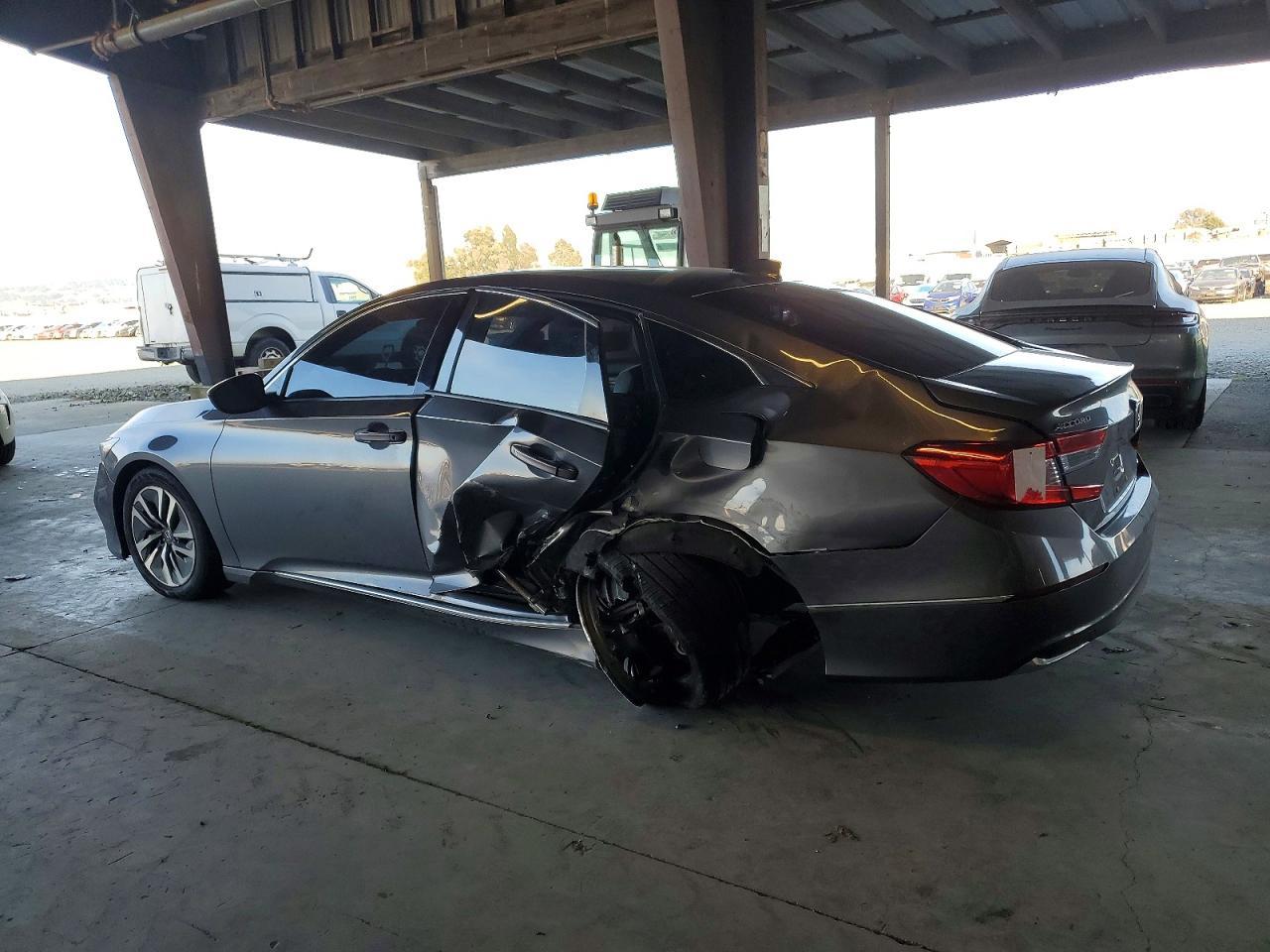 2018 Honda Accord Hybrid Ex - Фото 2