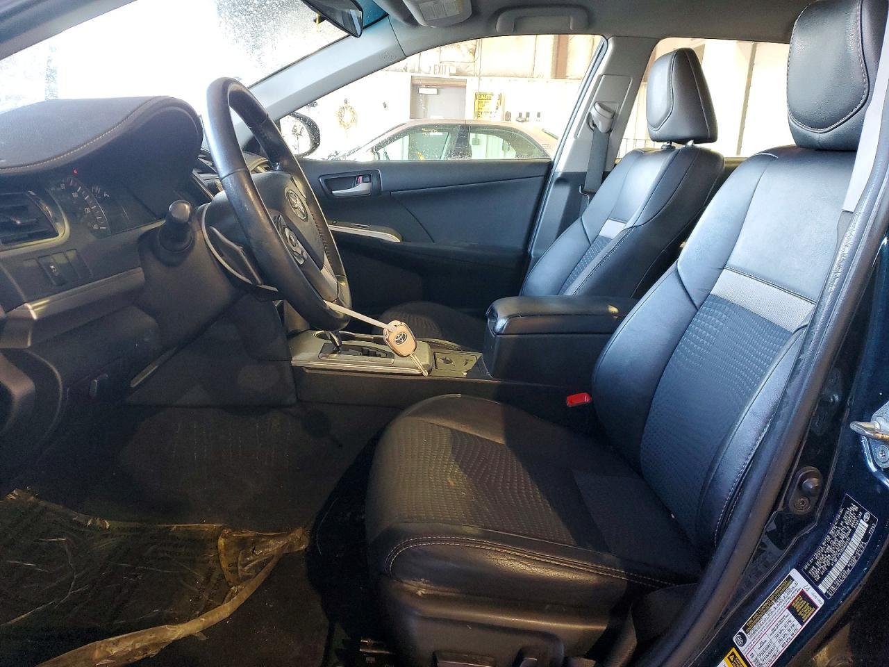 2014 Toyota Camry L - Image 7