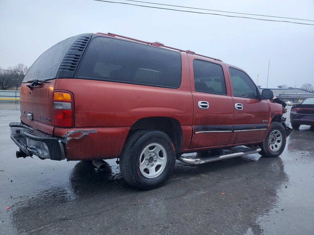 2001 Chevrolet Suburban C1500 - Фото 3