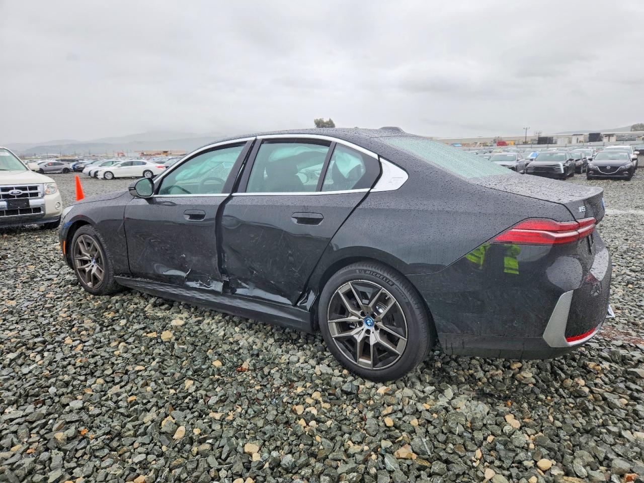 2024 BMW I5 Edrive 40 - Фото 2