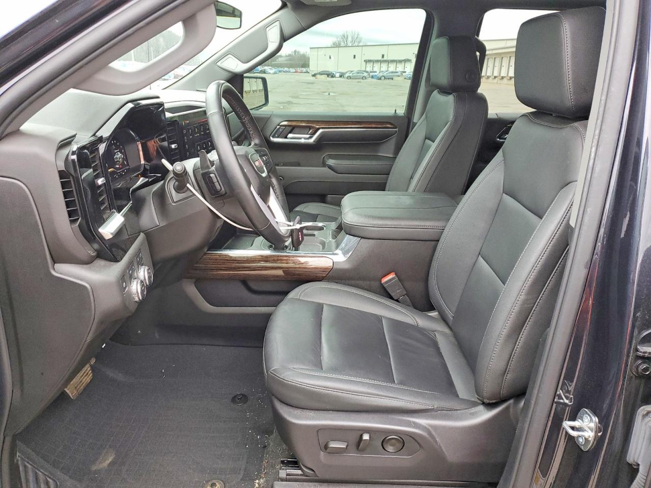 2024 GMC Sierra K1500 Elevation - Image 7