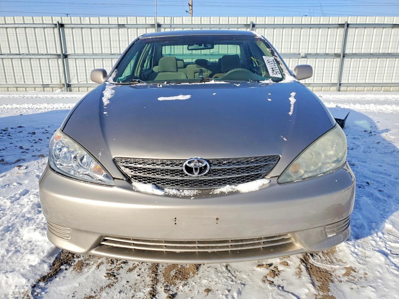 2005 Toyota Camry Le - Image 5