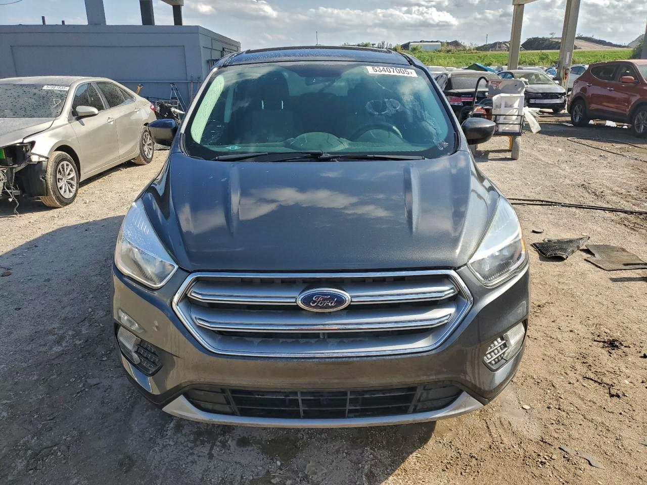 2017 Ford Escape Se - Image 5