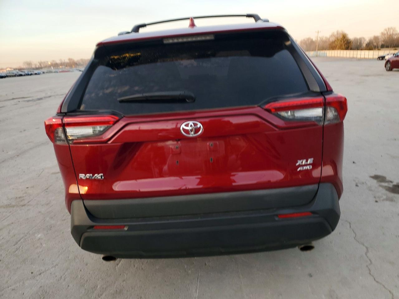 2020 Toyota Rav4 Xle Premium - Image 6